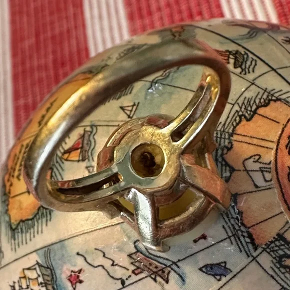 Antique Baby Beluga Whale Scrimshaw Tooth Ring WMS SZ 7 - Picture 8 of 16